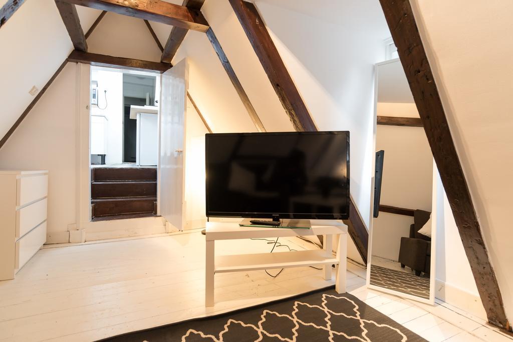 Lil' Dutch Studio Apartment Амстердам Екстериор снимка