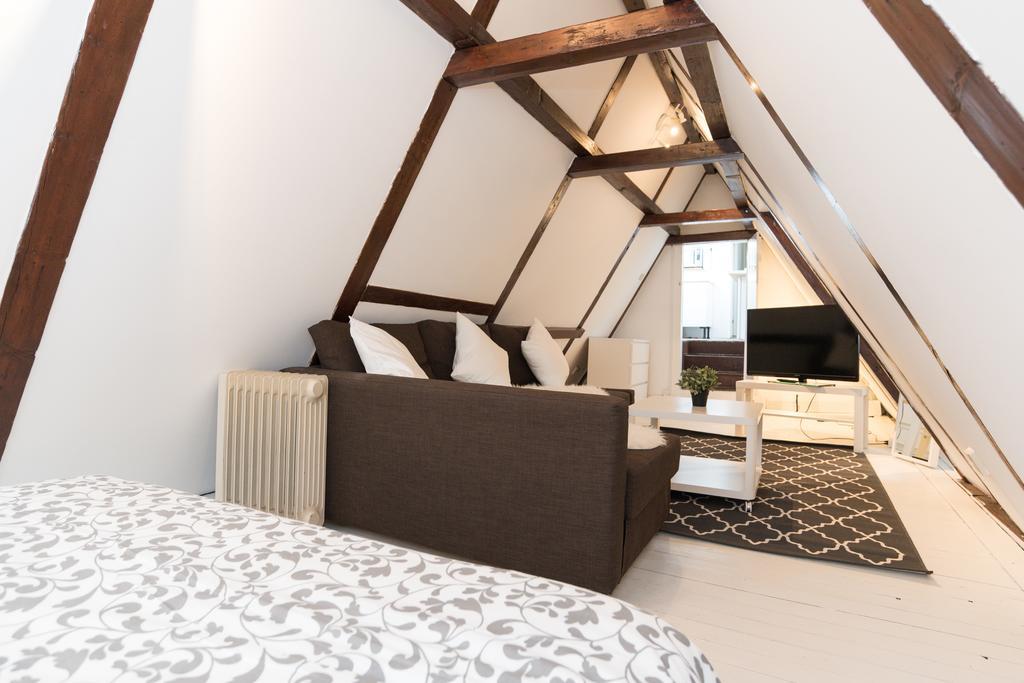 Lil' Dutch Studio Apartment Амстердам Екстериор снимка